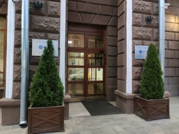 Борис Эбзеев и его подельники в ПАО &laquo;Россети Юг&raquo; один за другим отправляются за решетку, а Андреан Шоста молчит