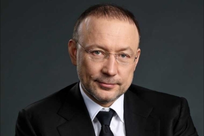 Александр Алтушкин носил с собой кокаин, но полиция не смогла возбудить дело из-за связей отца -1-3