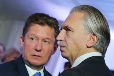 Как Дюмин и Дюков чистят поле перед рывком