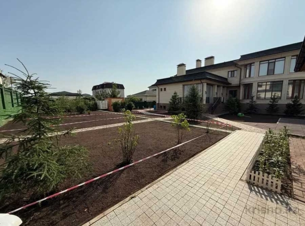 Закрытая роскошь Астаны: депутаты, бизнесмены и миллиарды под охраной