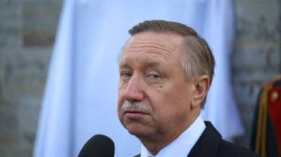 Беглов заявил, что если &laquo;Аврора&raquo; выстрелит, он выйдет к ней с белым флагом